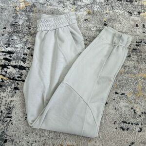Lululemon joggers